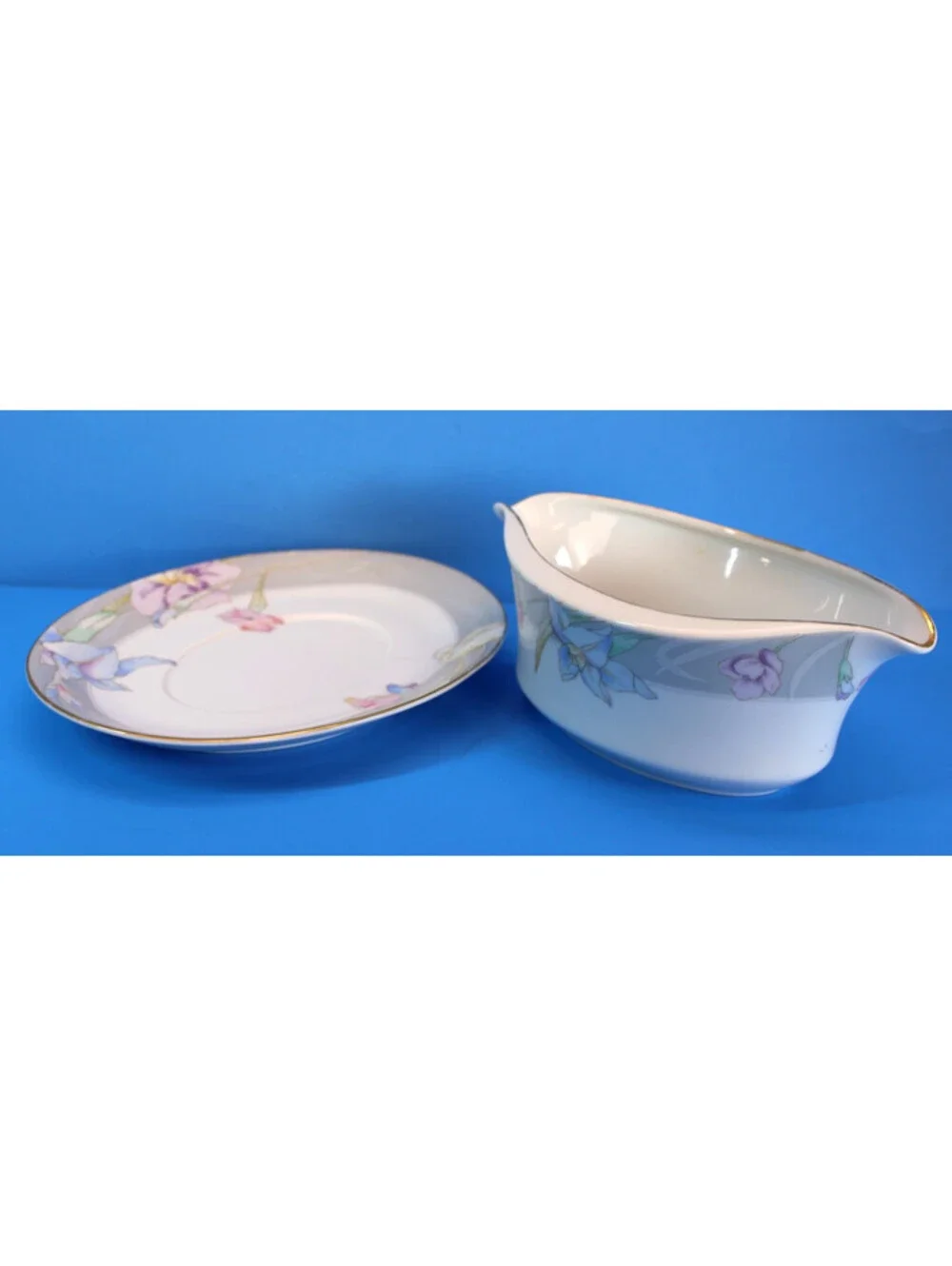 Mikasa vintage gravy